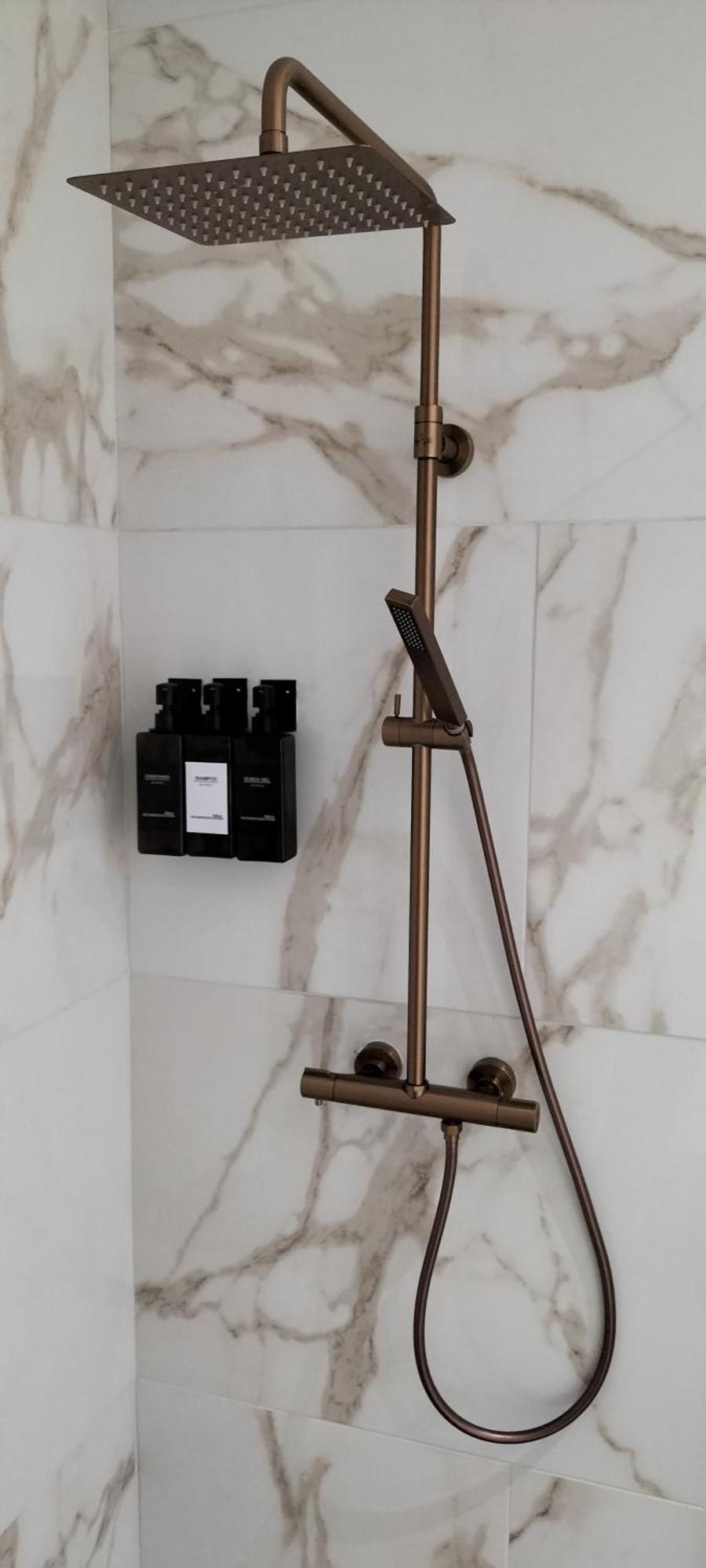 Trees Fontain Apartment Жале Екстериор снимка